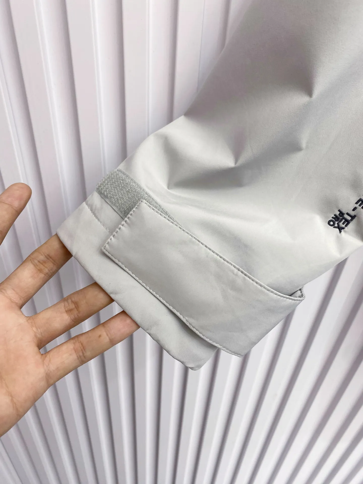 Same Style， ， 2026 New Arrival ，Original Premium Breathable ， ， ， Quality。 ， Sizes：M～3XL，